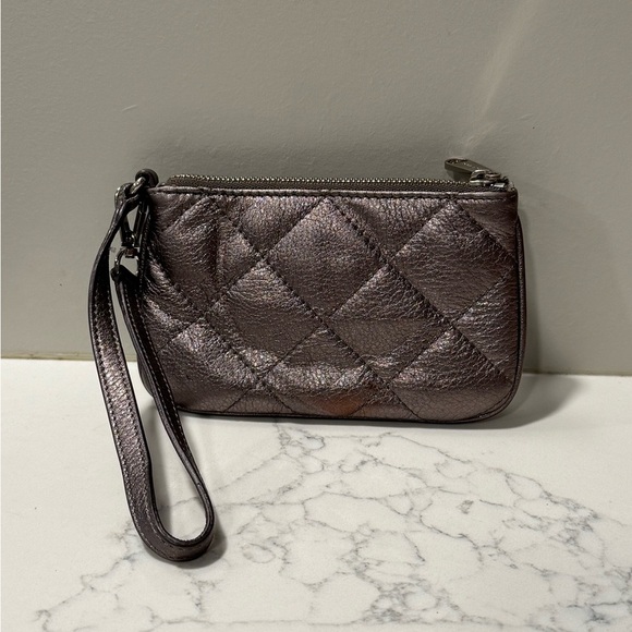 Michael Kors Hamilton Quilted Card/Cash Wristlet - Picture 5 of 10